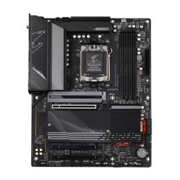 Gigabyte B650 AORUS ELITE AX 1.0 M/B Processor family AMD, Processor socket AM5, DDR5 DIMM, Memory slots 4, Supported hard disk